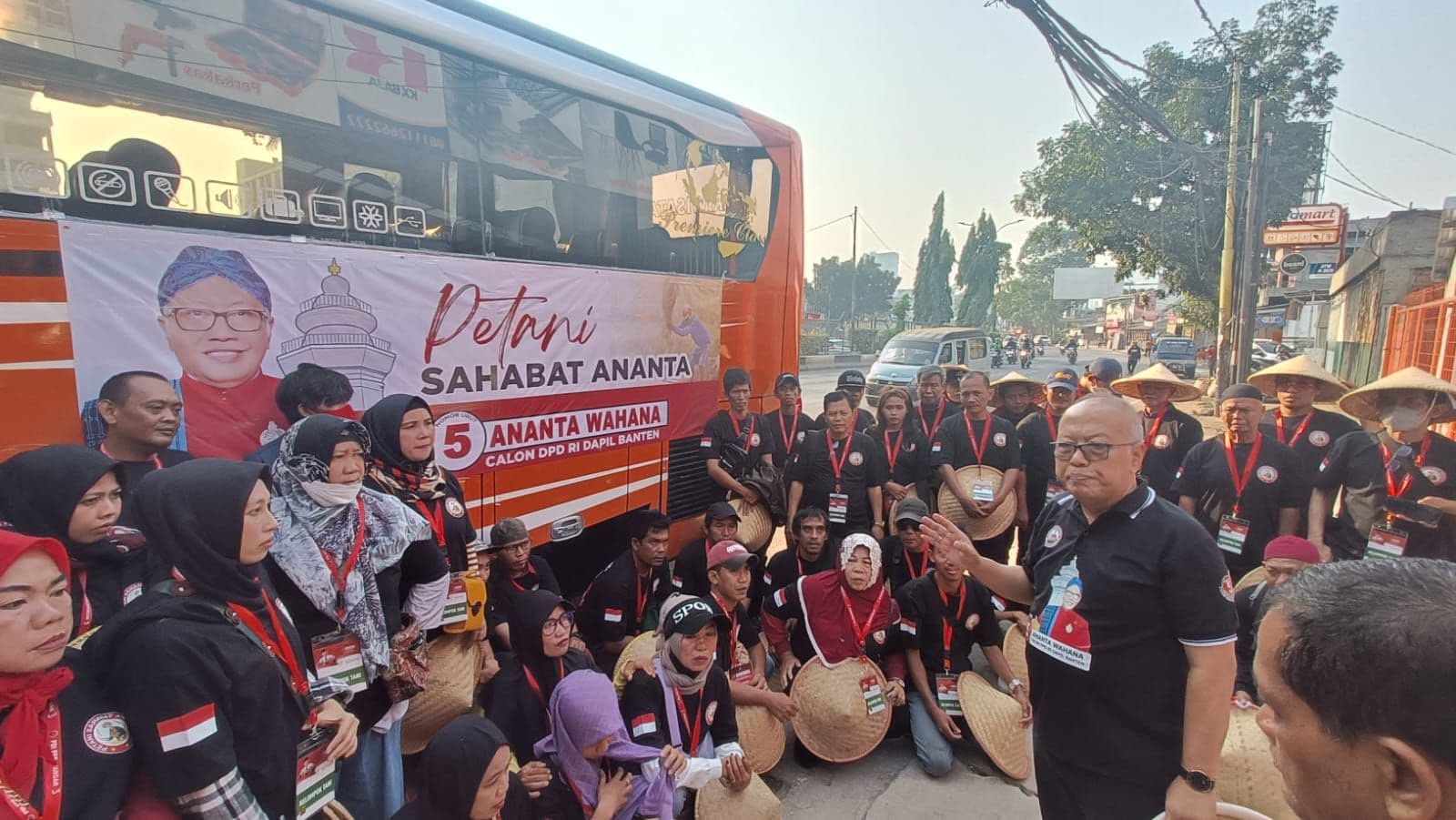 Ratusan Petani Sahabat Ananta Meriahkan Rakernas PDI Perjuangan
