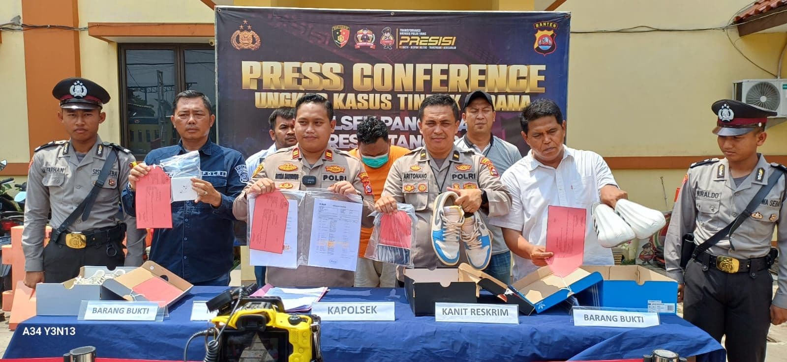 Pelaku Penipuan Tiket Konser Band Coldplay Diciduk Polisi