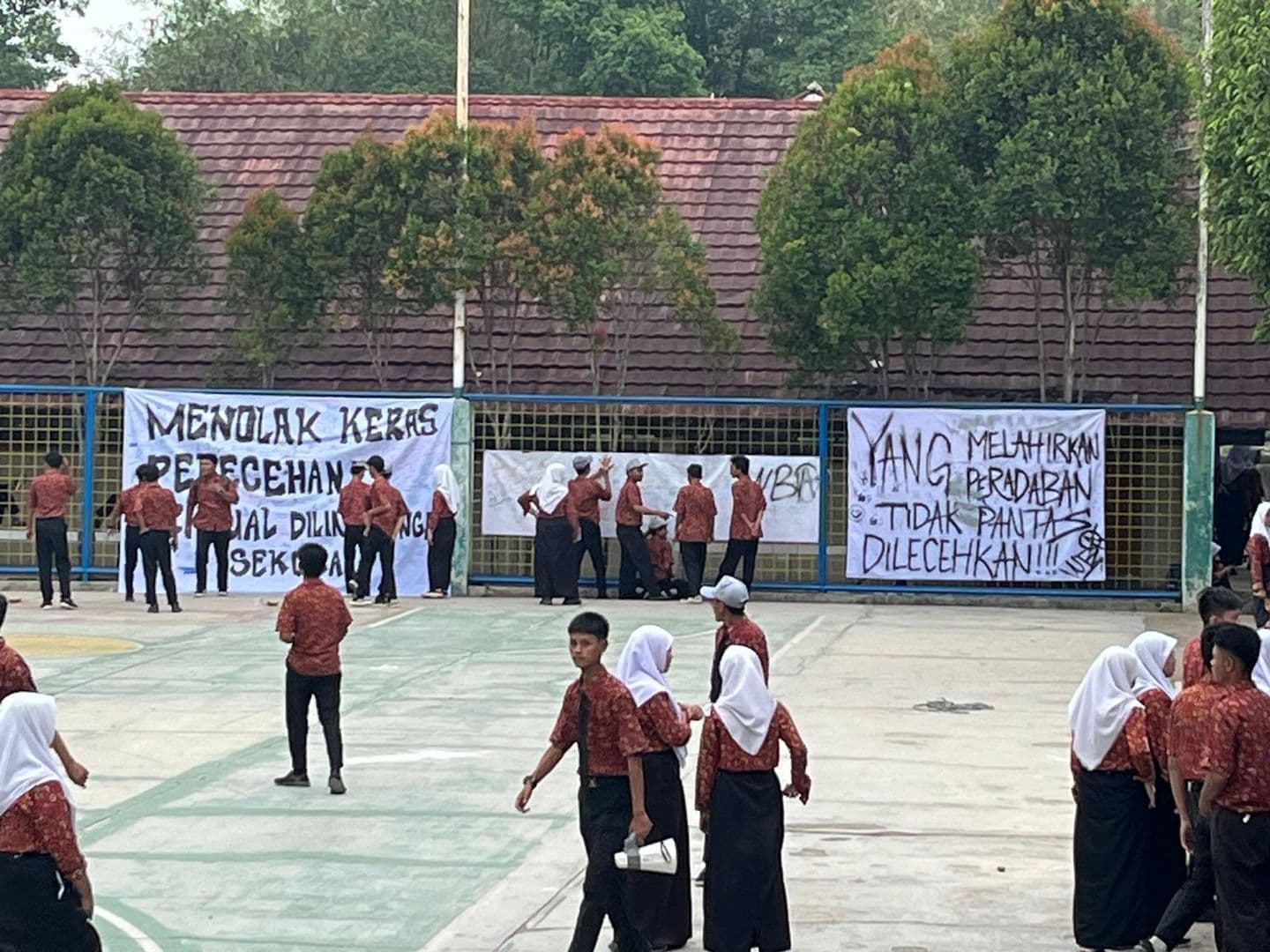Oknum Guru Olahraga di SMAN 8 Kabupaten Tangerang Diduga Lecehkan Siswi
