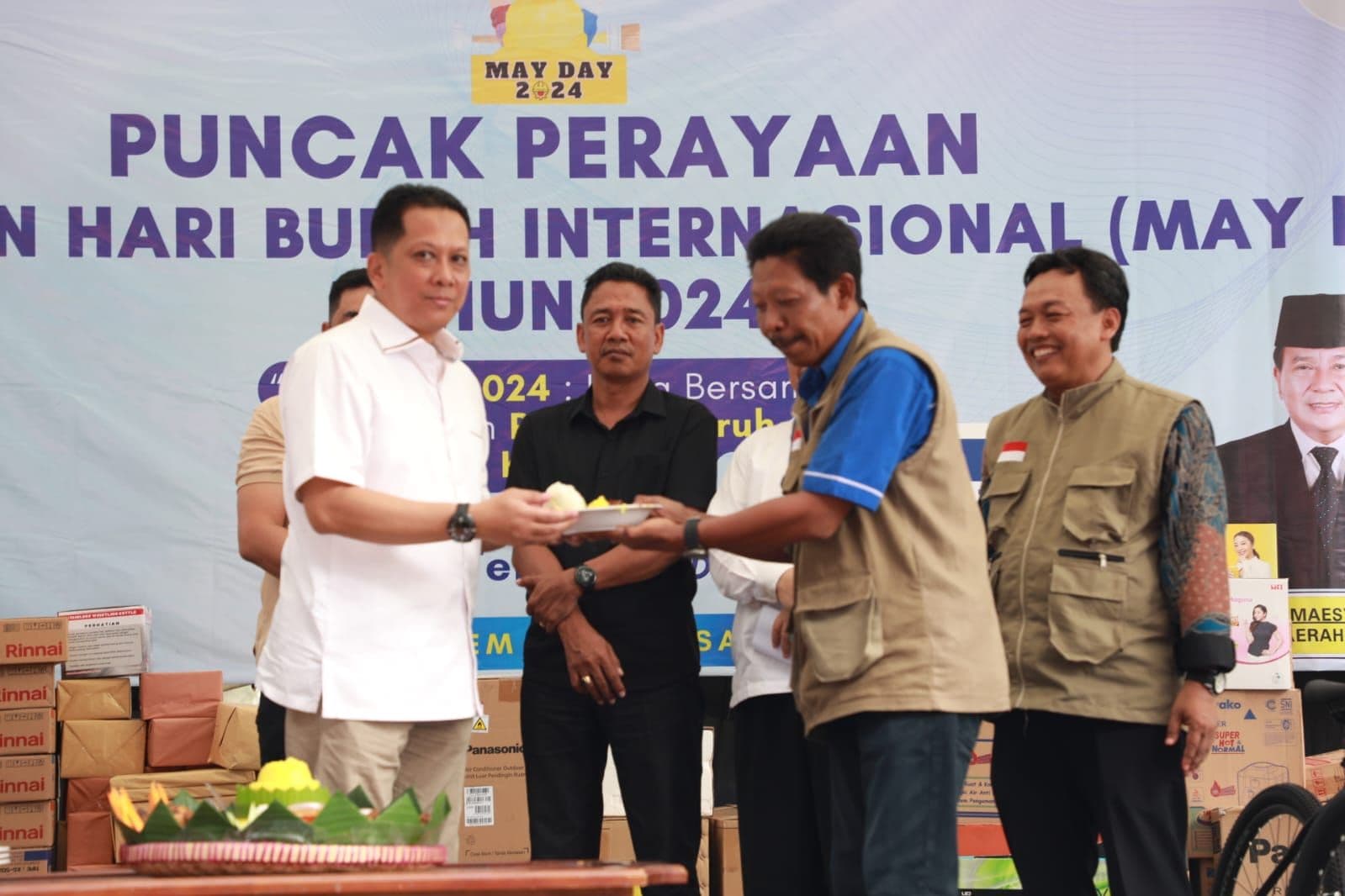 Rangkaian Hiburan Rakyat Warnai Peringatan May Day 2024 di Kabupaten Tangerang