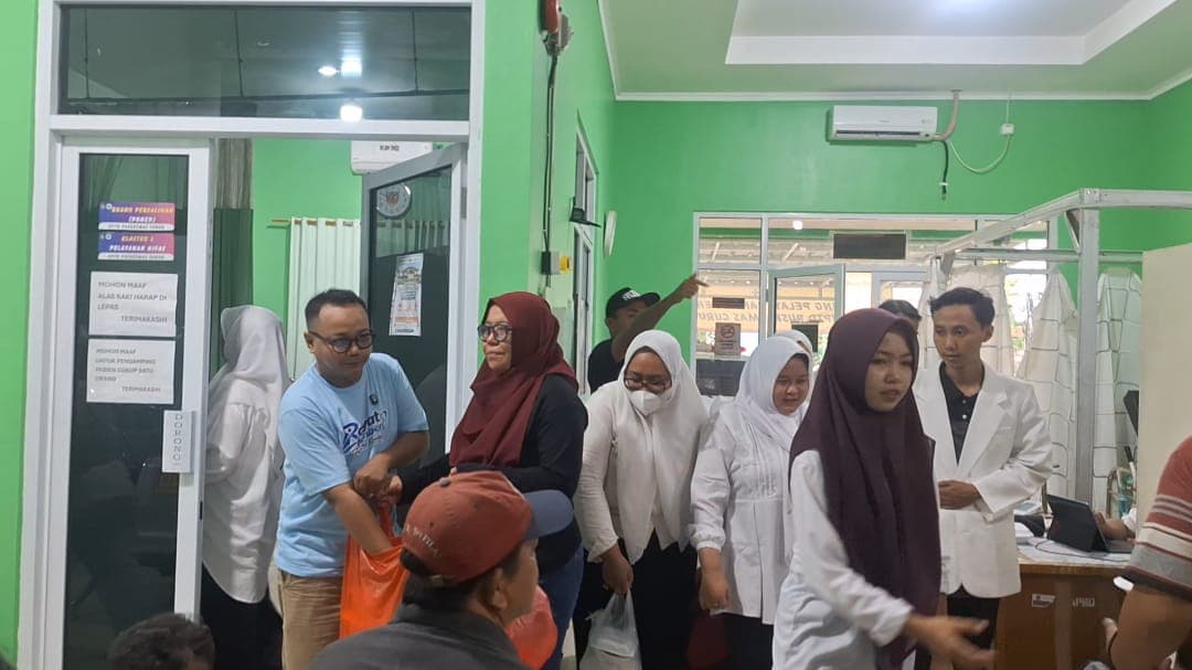 Komunitas Rakyat Memberi, Sasar Pasien BPJS dan Nakes di Puskesmas